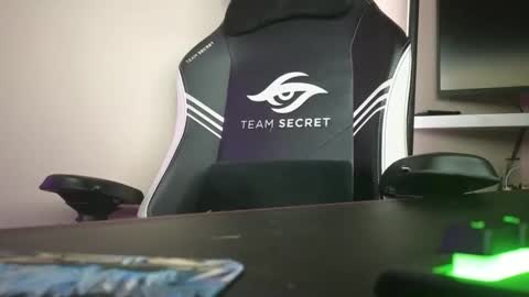 xburst online show from April 15, 1:38 am