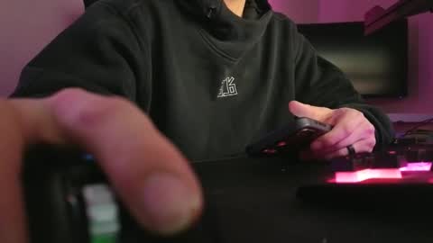 xburst online show from February 2, 1:37 am