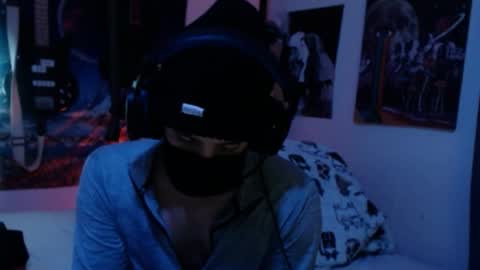 David Fox online show from April 17, 8:17 am