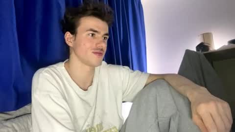 yayay333 online show from March 29, 6:41 pm