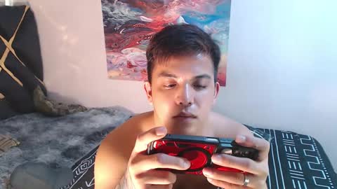 yourasian_bradley online show from February 5, 6:42 am