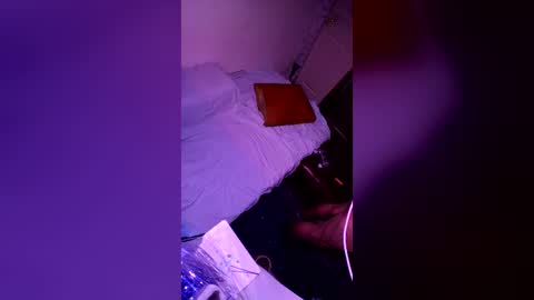 yourfather718216 online show from August 4, 9:48 am