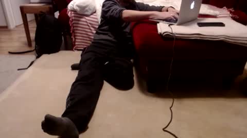 yourslav39119 online show from November 17, 6:22 pm