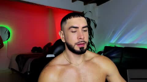 Zac  Jhordan online show from December 29, 2:10 pm