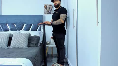 Richard online show from March 5, 4:03 pm