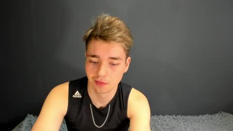 Ethan online show from May 8, 2:45 am