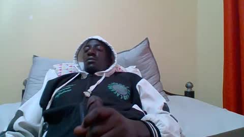 Zlatann2012 online show from January 17, 5:43 am