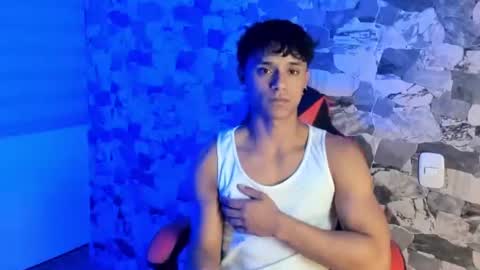 zyzz_1812 online show from July 20, 3:13 am