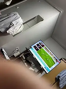 strange6696 online show from August 6, 8:37 pm