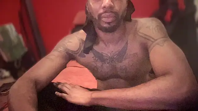 BADDIEBENJI online show from December 10, 1:29 am