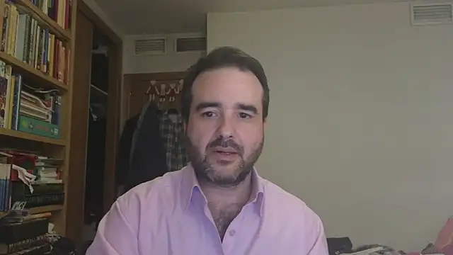 curiosillo83 online show from March 4, 4:25 pm