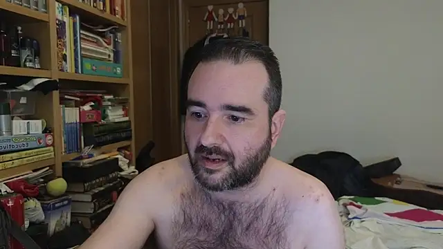 curiosillo83 online show from April 4, 6:05 pm