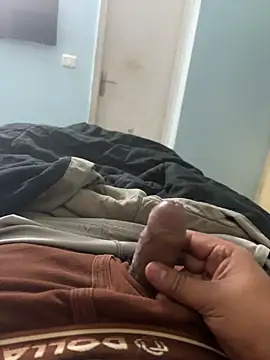 yourheroforfun online show from February 26, 6:53 pm