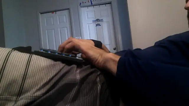 Bi curious86 online show from April 2, 6:43 am