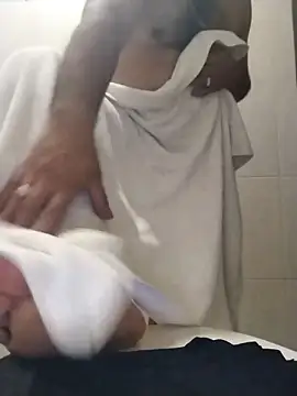 Renooo04 online show from February 5, 5:25 am