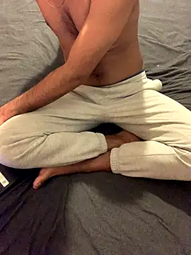 gaybuddy online show from November 1, 9:13 am