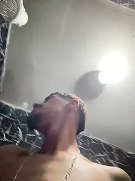 lukinha013 online show from March 24, 11:08 pm