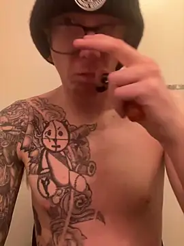 BlockedTraitor online show from March 12, 12:24 pm