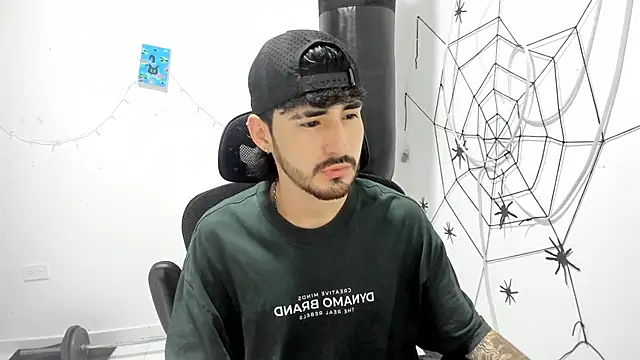 DmitriSanders online show from February 20, 12:40 am