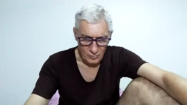 BIGUNCUTHARDCOCK online show from March 22, 8:30 am