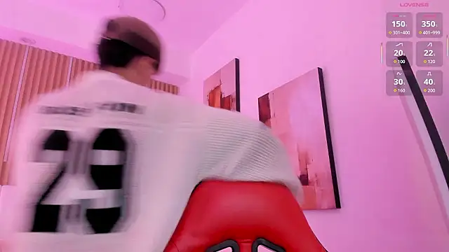 Tomy Rox online show from March 18, 8:23 pm