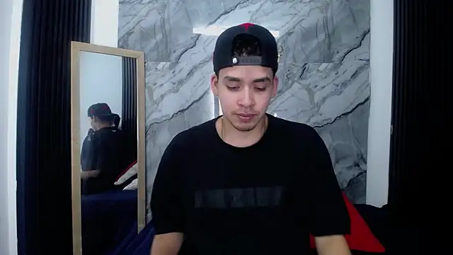 Mike 0233  online show from February 24, 7:47 pm