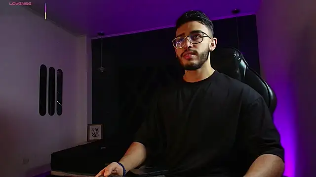 Liam Kleiin online show from April 9, 11:27 am