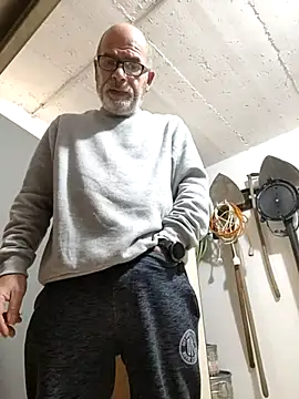 bottomhairy online show from February 11, 5:07 pm