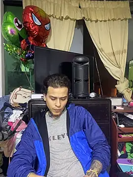 chamitopolla21 online show from July 30, 5:51 am