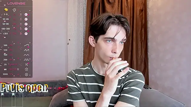 Aaron Boom online show from June 3, 1:18 am