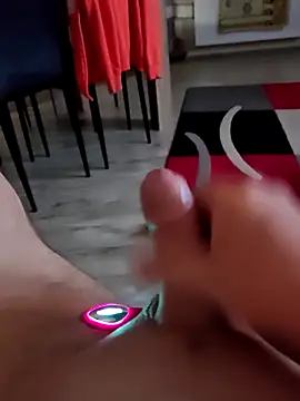 Szeltolo001 online show from April 3, 1:46 am