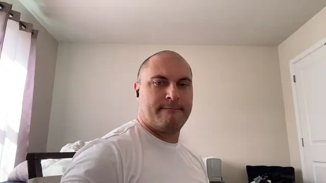 SluggishChase99 online show from March 17, 3:47 pm