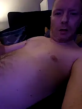 walker1979 online show from November 26, 2:25 am