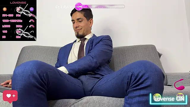 Tom blunt96 online show from April 6, 4:30 pm