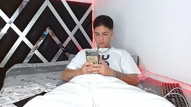 Levy Steve online show from March 21, 5:11 am