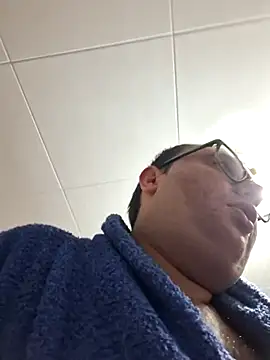 Javier bear online show from May 28, 9:35 pm
