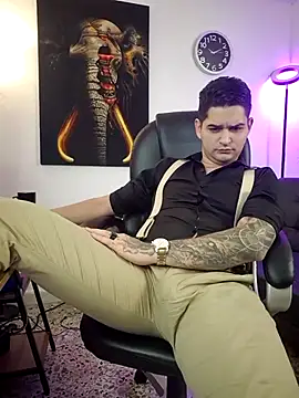 Nicolas Fellener online show from April 6, 4:20 am