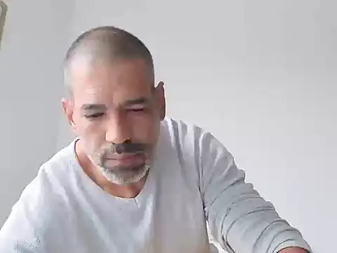 jackbigcock11 online show from April 6, 12:06 pm