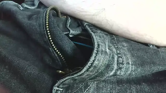 smoothandtiny online show from April 3, 2:36 pm