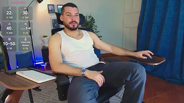 HenryBenso online show from May 6, 2:06 pm