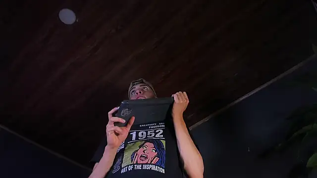 Angel Snowhotxxx online show from April 15, 1:27 am