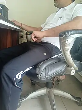 Hot-man39 online show from July 4, 9:01 am