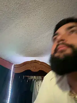 bigdickgio6923 online show from June 3, 12:45 am