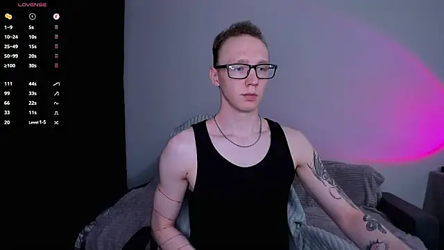 Alex silents online show from July 8, 6:01 pm