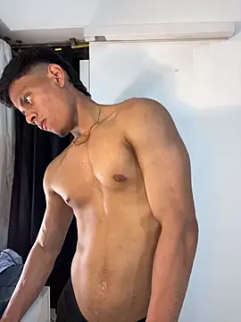 bbchocolate27 online show from March 27, 10:43 pm