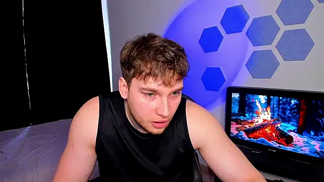 Chris Tyson online show from March 14, 10:00 am