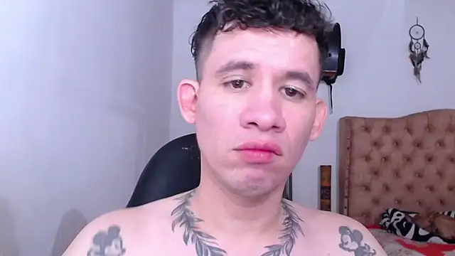 cute eidenx online show from May 25, 3:02 am