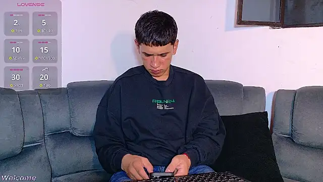 Mr daren  online show from March 10, 6:14 pm