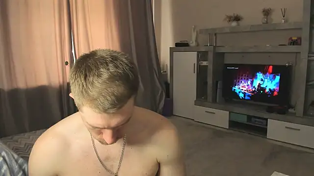 EthanPinkman online show from June 20, 5:56 am