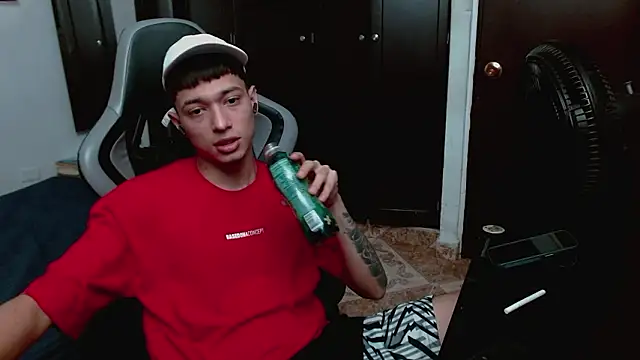 aaron blug online show from February 8, 10:03 pm